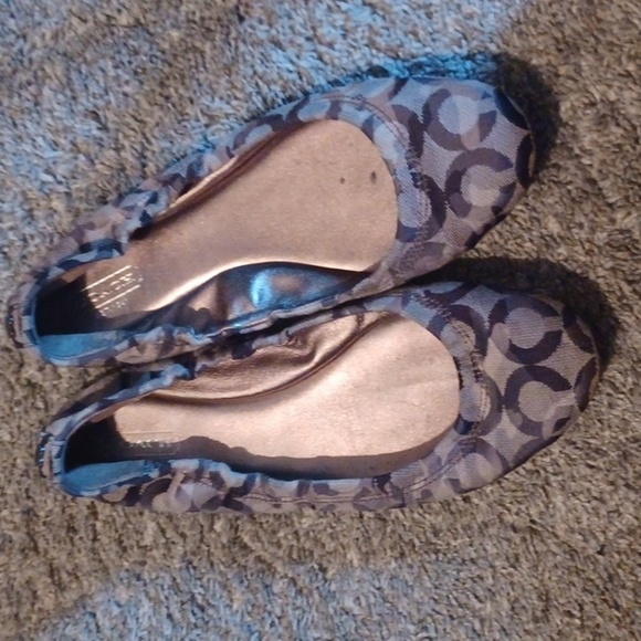 Coach Shoes - COPY - 8 5 COACH FLATES